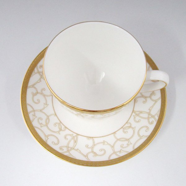 ウェッジウッド　セレスチャルゴールド　ティーカップ&ソーサー（珈琲紅茶兼用）  のサムネイル