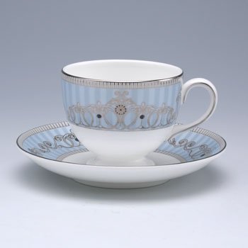 ウェッジウッド　アレクサンドラ　ティーカップ&ソーサー(珈琲紅茶兼用)   の写真