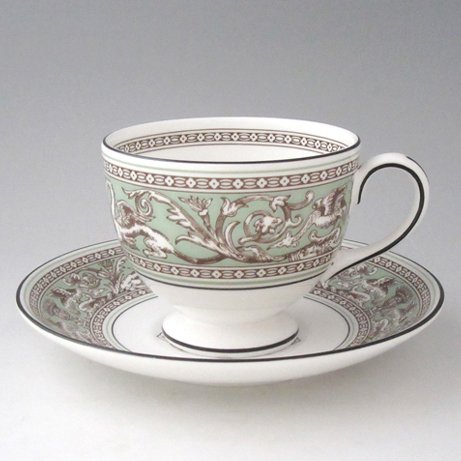 ウェッジウッド　フロレンティーンセージグリーン　ティーカップ&ソーサー（珈琲紅茶兼用）の写真