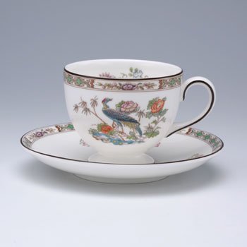 ウェッジウッド　クタニクレーン　ティーカップ&ソーサー(珈琲紅茶兼用)の写真