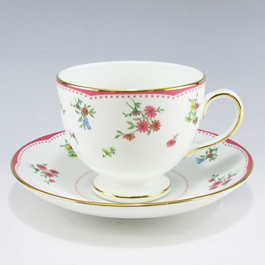 ウェッジウッド　フローレット　ティーカップ＆ソーサー（リー）珈琲紅茶兼用の写真